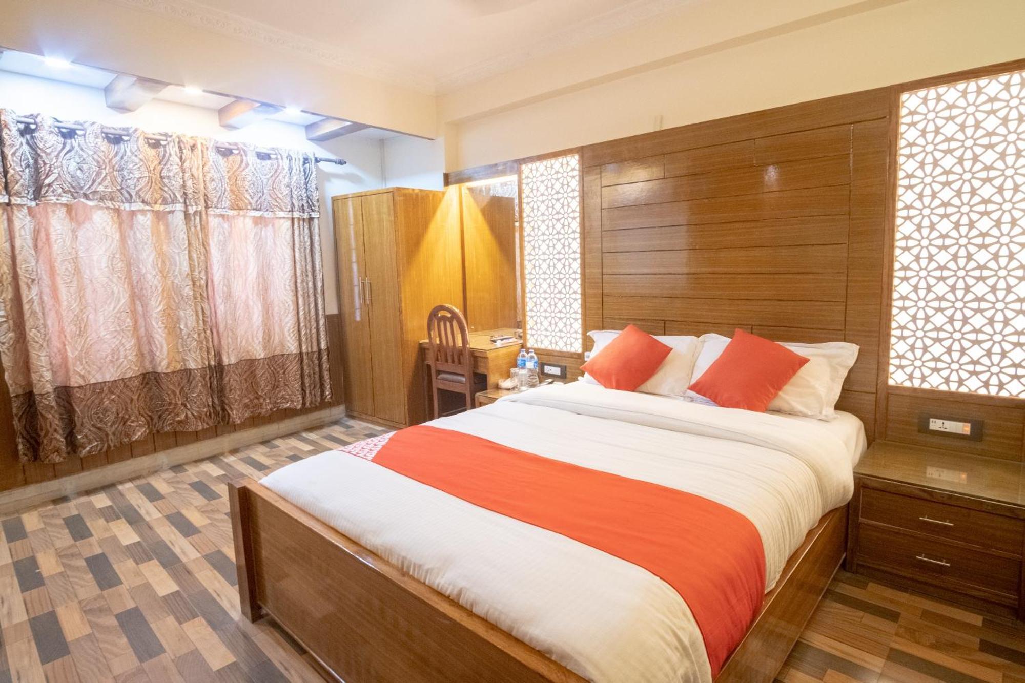 Oyo 304 Hotel Manama Balaju Dış mekan fotoğraf