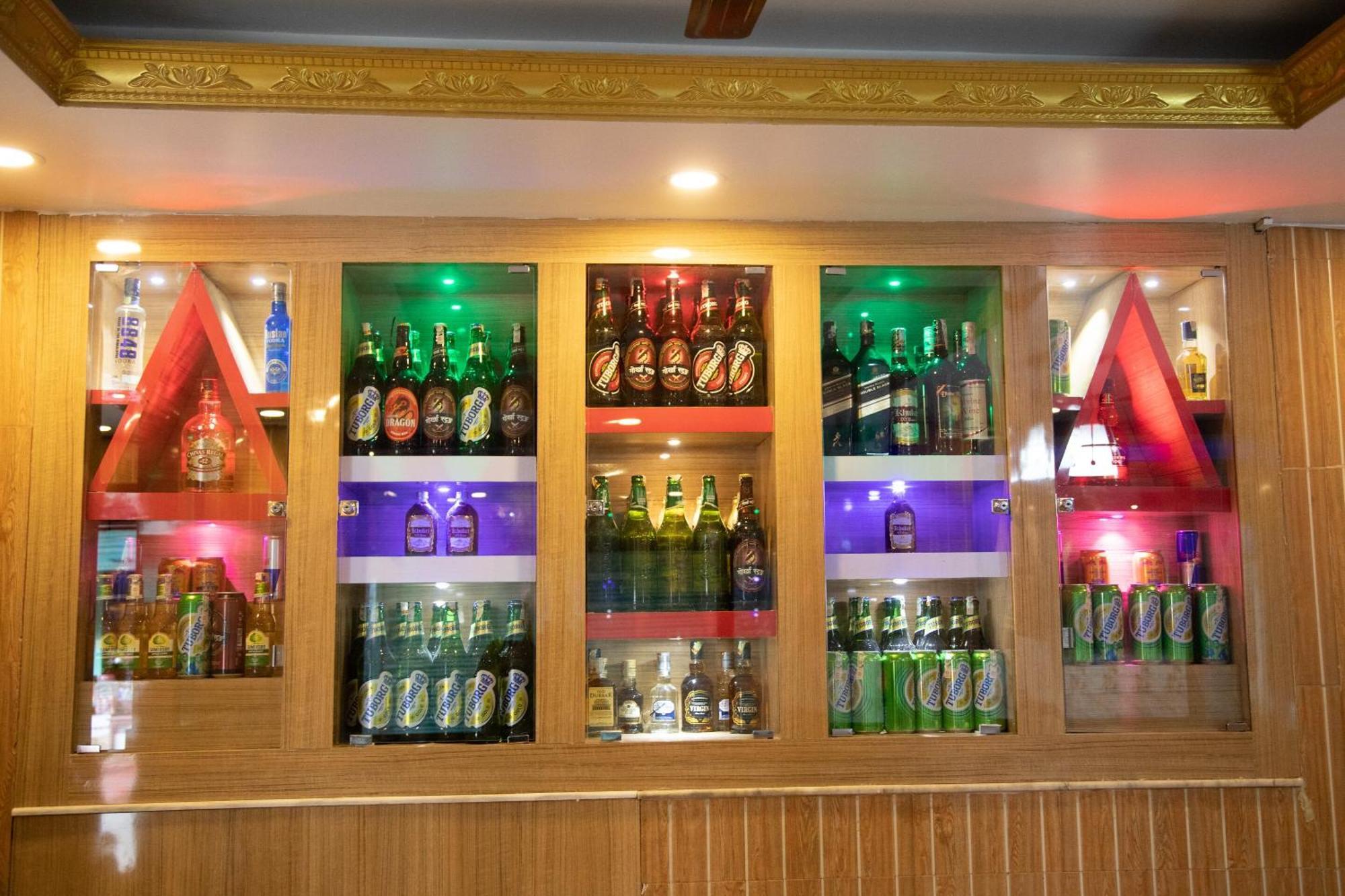 Oyo 304 Hotel Manama Balaju Dış mekan fotoğraf