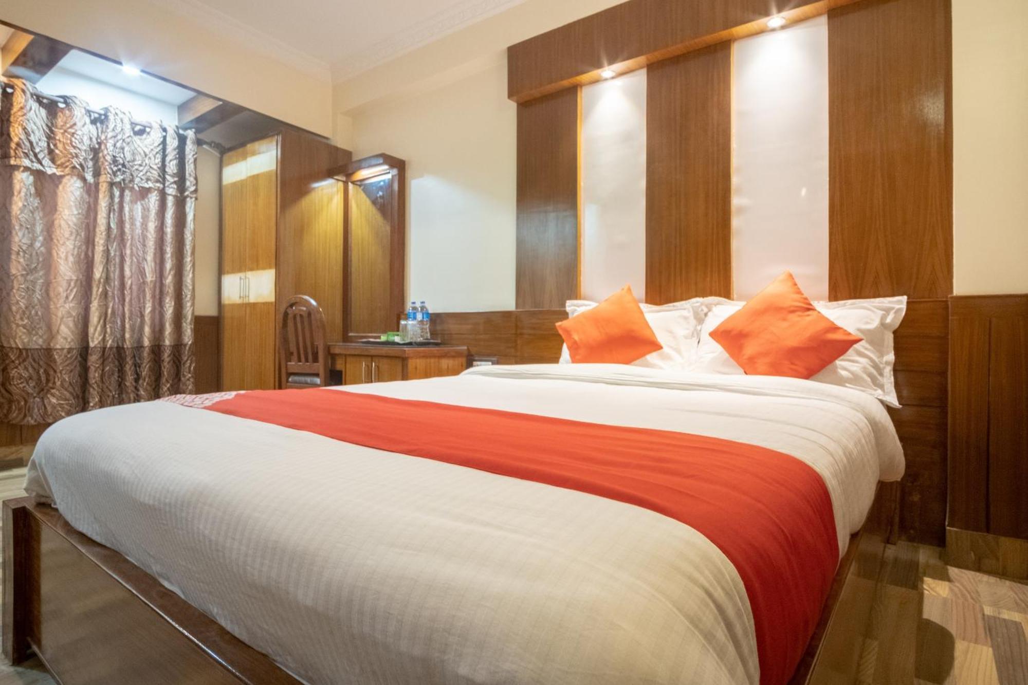 Oyo 304 Hotel Manama Balaju Dış mekan fotoğraf